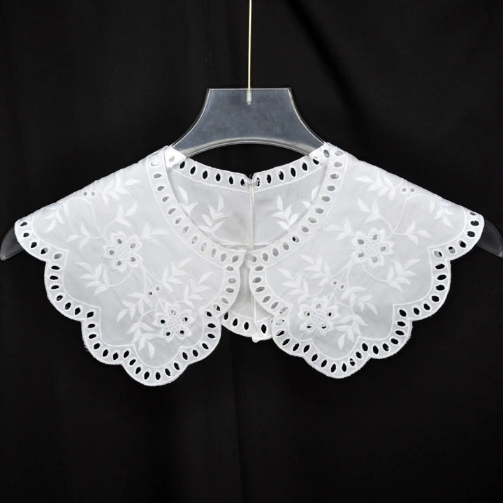 Ani Accessories removable Peter Pan collar with classic rounded style for dresses, blouses and DIY crafts