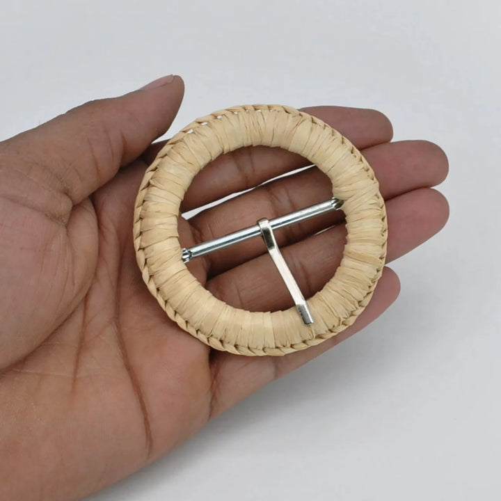 Ani Accessories round handcrafted straw buckle with metal pin 2.5 inch raffia buckle belts bags DIY decor