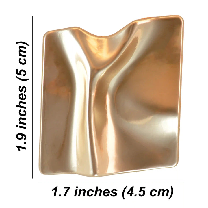 Wavy Golden Buckle