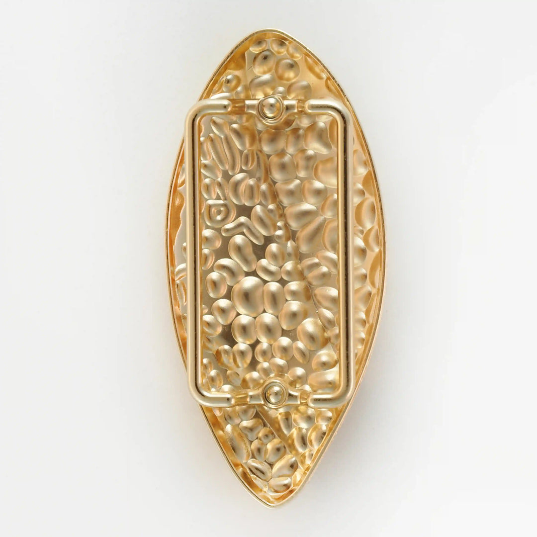 Pebbled Organic Leaf Buckle