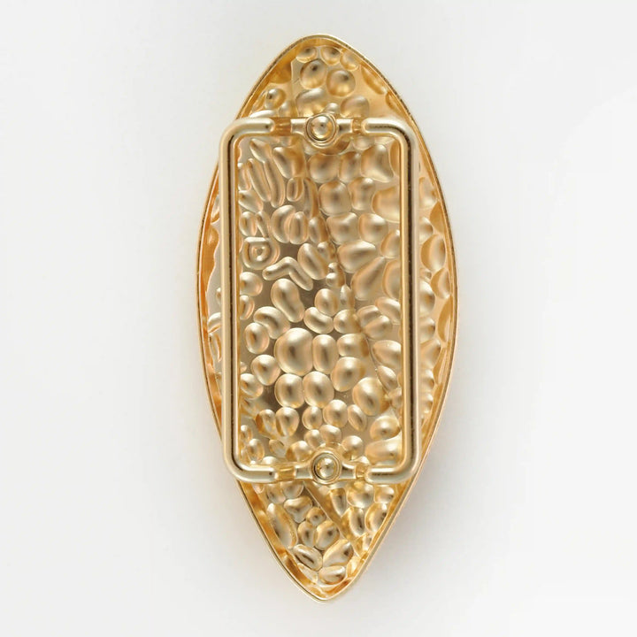 Pebbled Organic Leaf Buckle