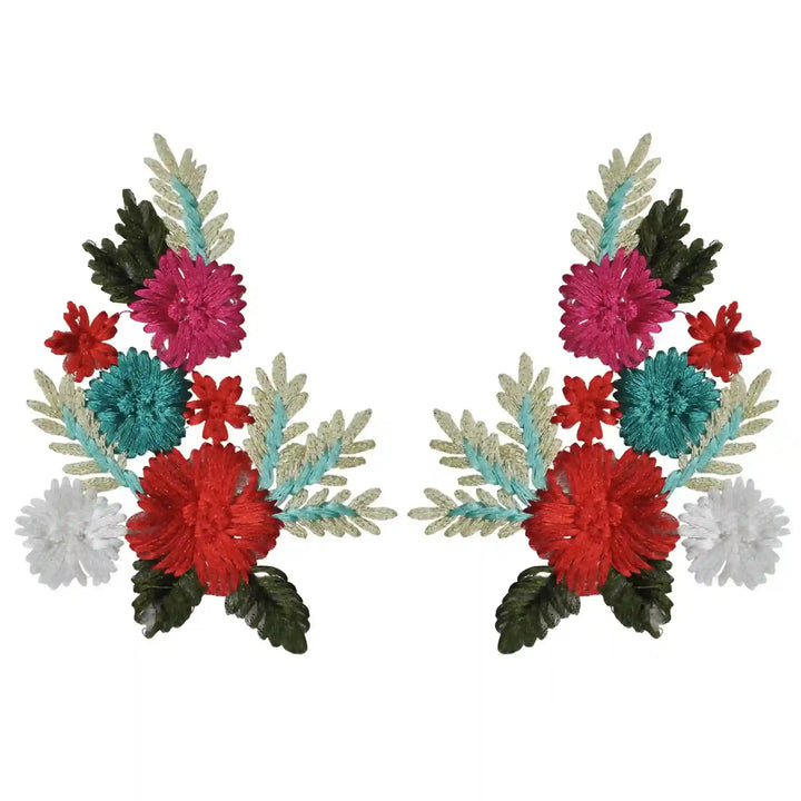 Fabric floral embroidered patch.