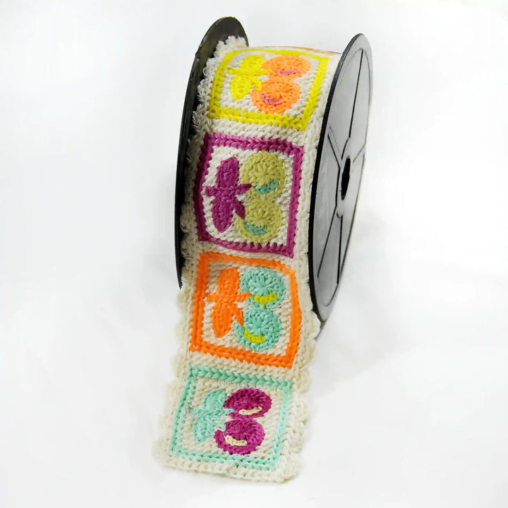 Square Style Floral Leafy Lace