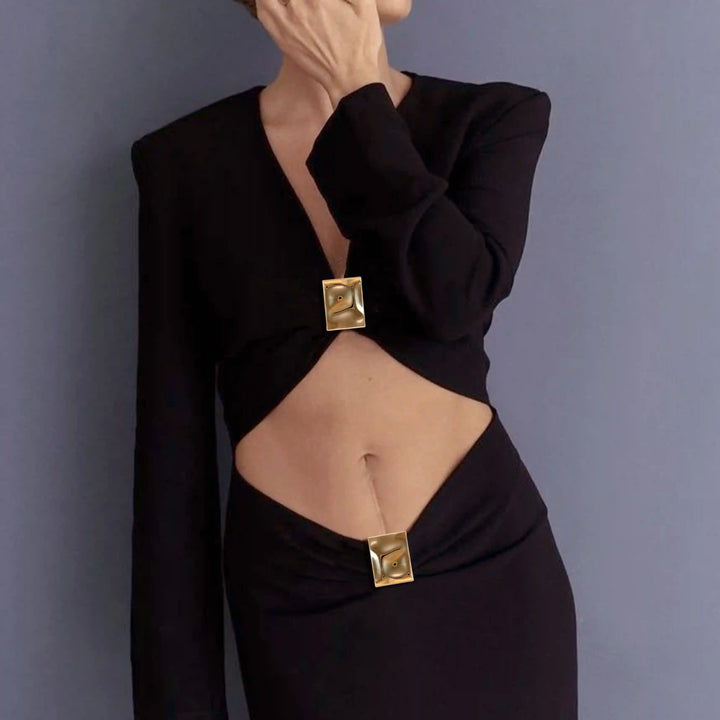 Curved rectangular Golden Buckle.