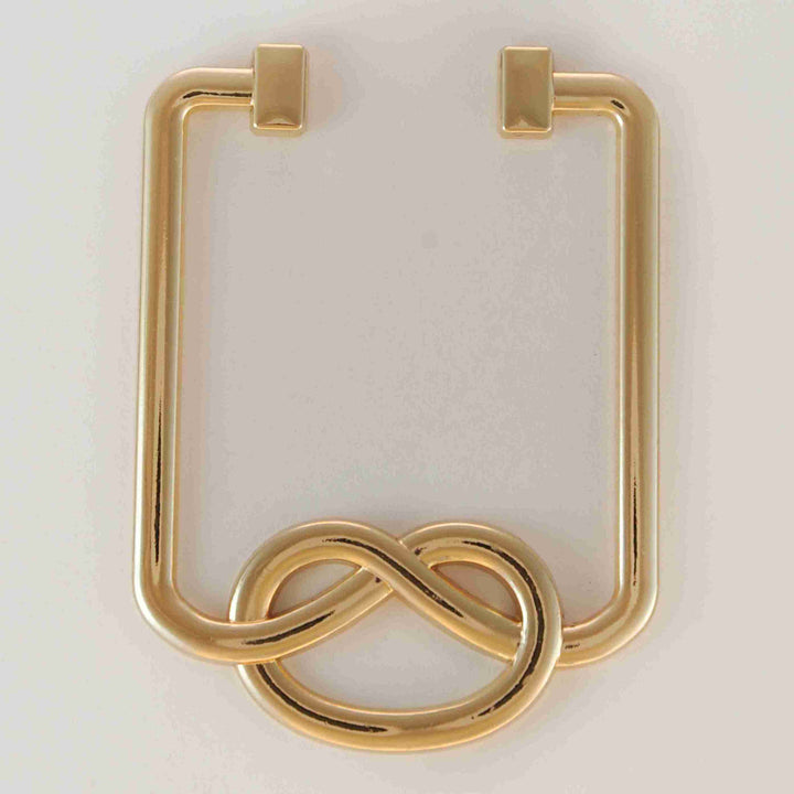 Intertwined knot loop Buckle