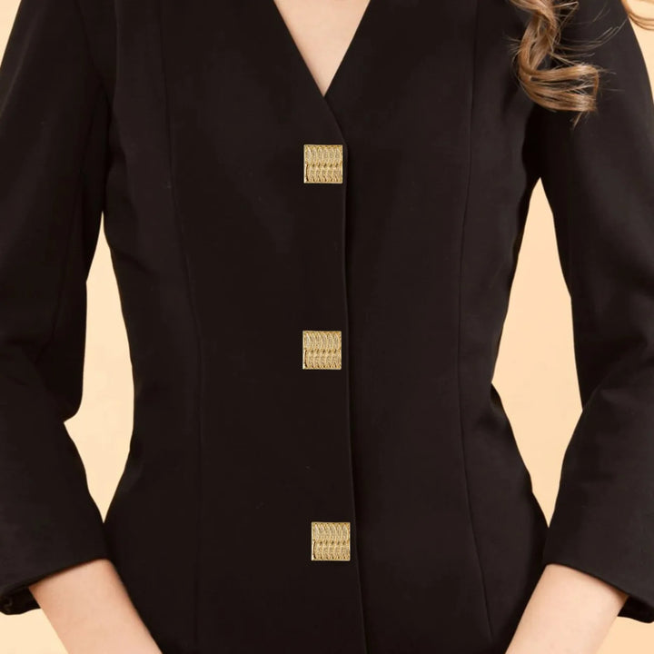 Elegant Leaf Pattern Gold Metal Button | 18mm (28L) & 23mm (36L)