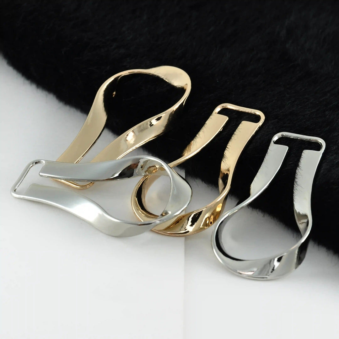 V Shape Buckle
