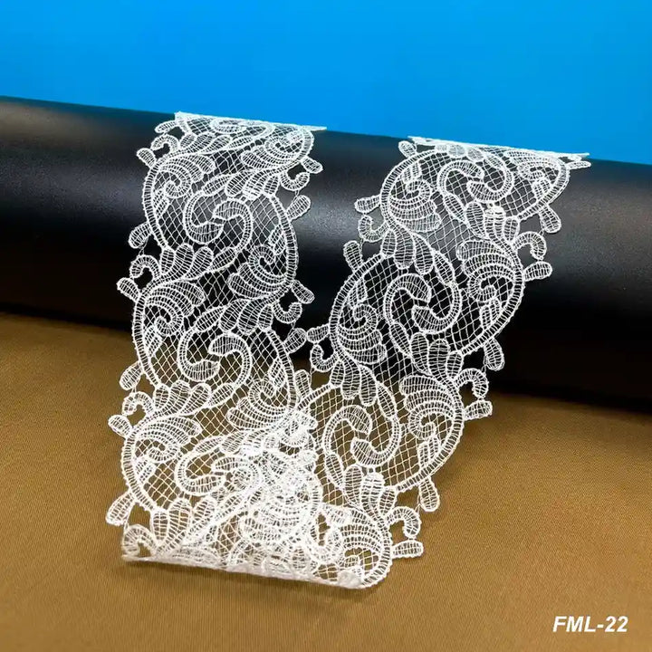 Classic Scroll Motif Lace Border | Width 8.6cm (3.4 inches) 86mm