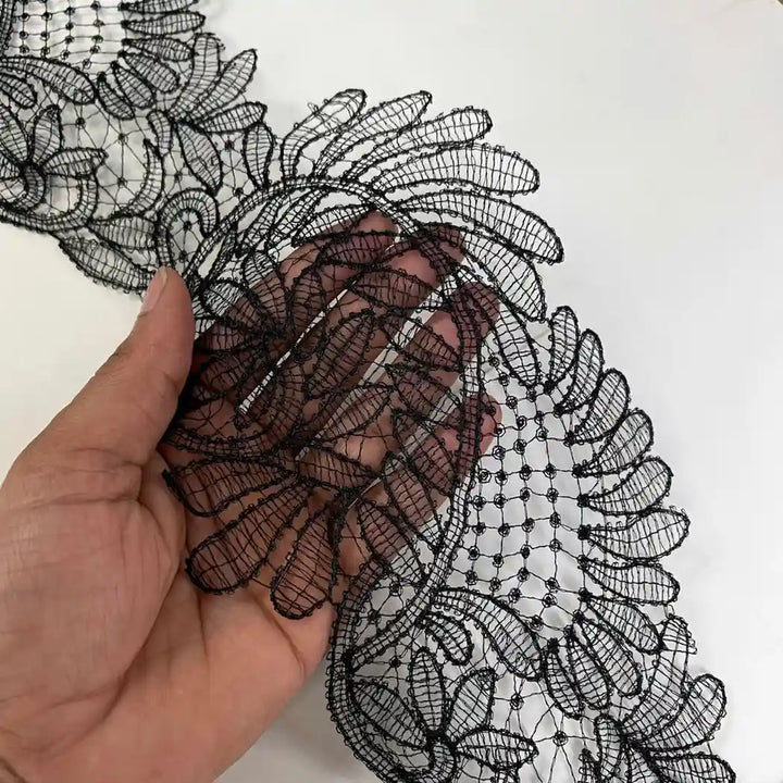 Decorative Leaf Pattern Lace Trim | Width 13.9cm (5.5 inches) 139mm