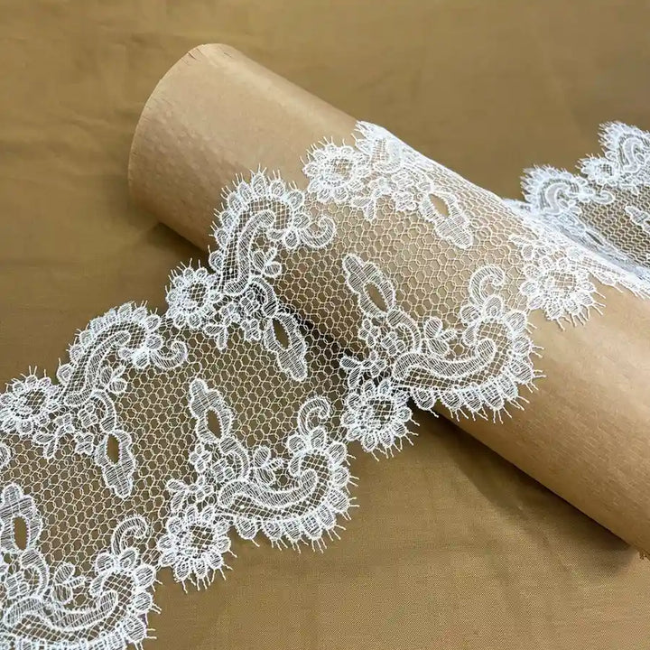 Graceful Lace with Floral Motifs | Width 21.5cm (8.5 inches) 215mm