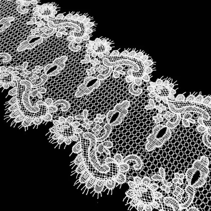 Graceful Lace with Floral Motifs | Width 21.5cm (8.5 inches) 215mm