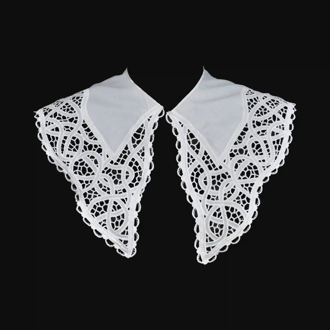 Broderie Anglais Peter Pan Collar