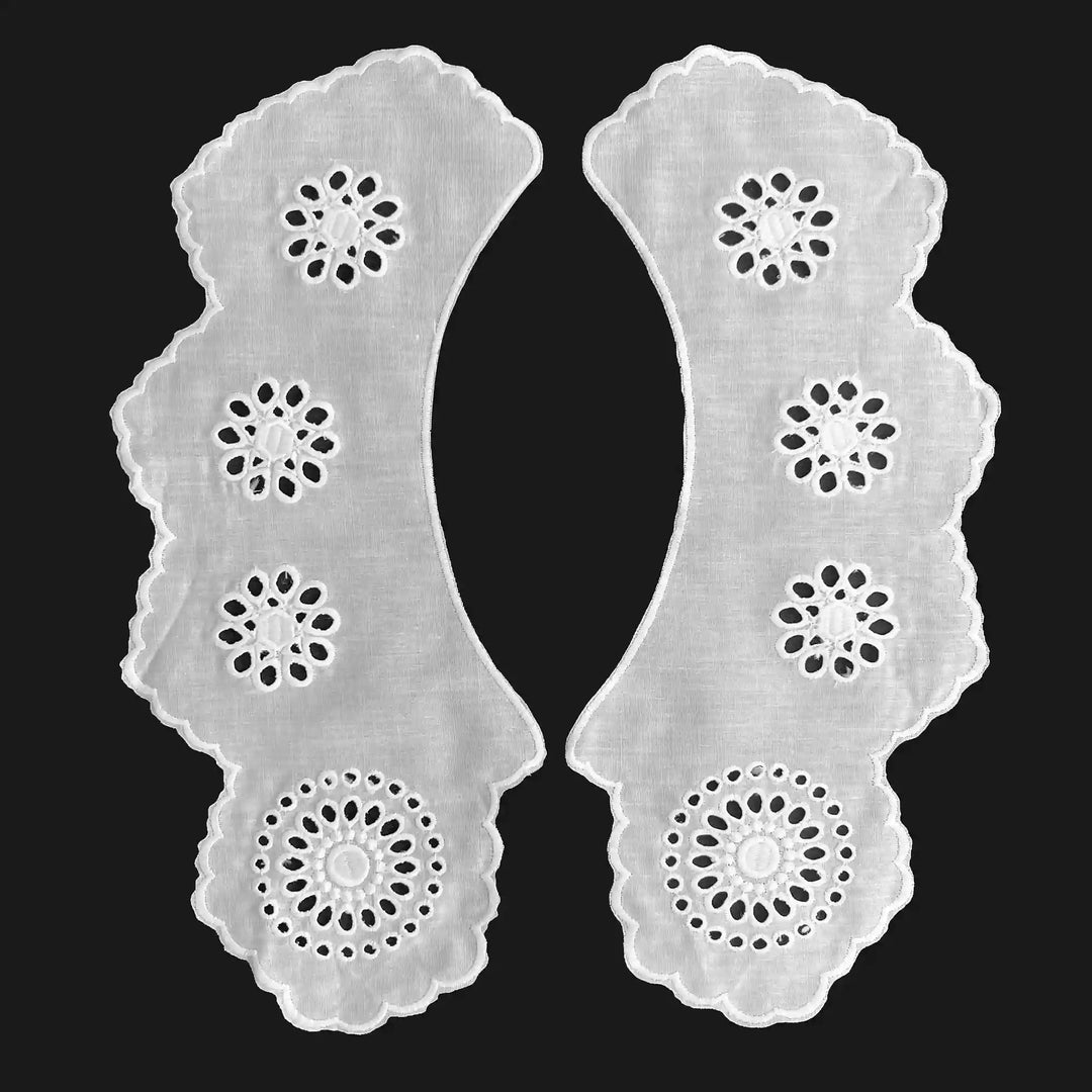 Jabot Peter Pan Collar