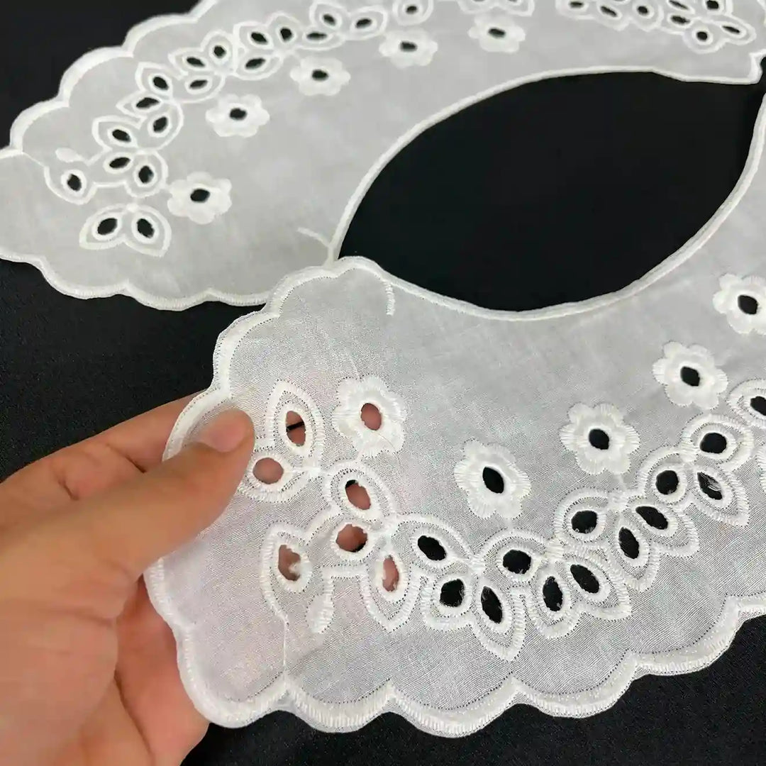 Stylish Peter Pan Collar