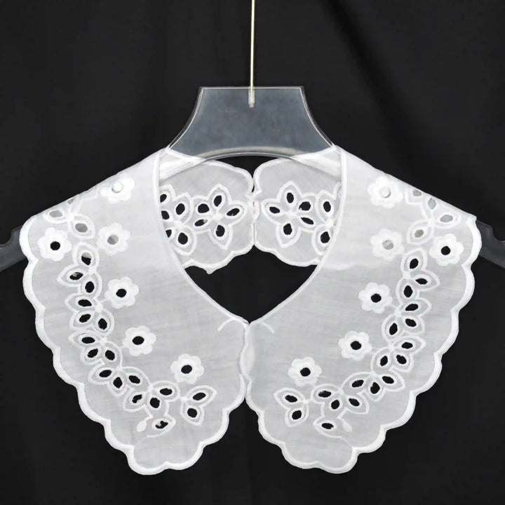 Stylish Peter Pan Collar
