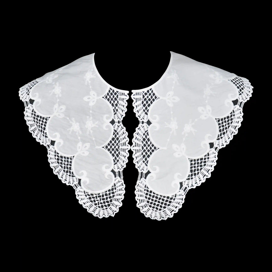 Broderie Anglaise Peter Pan Collar