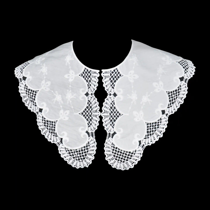 Broderie Anglaise Peter Pan Collar