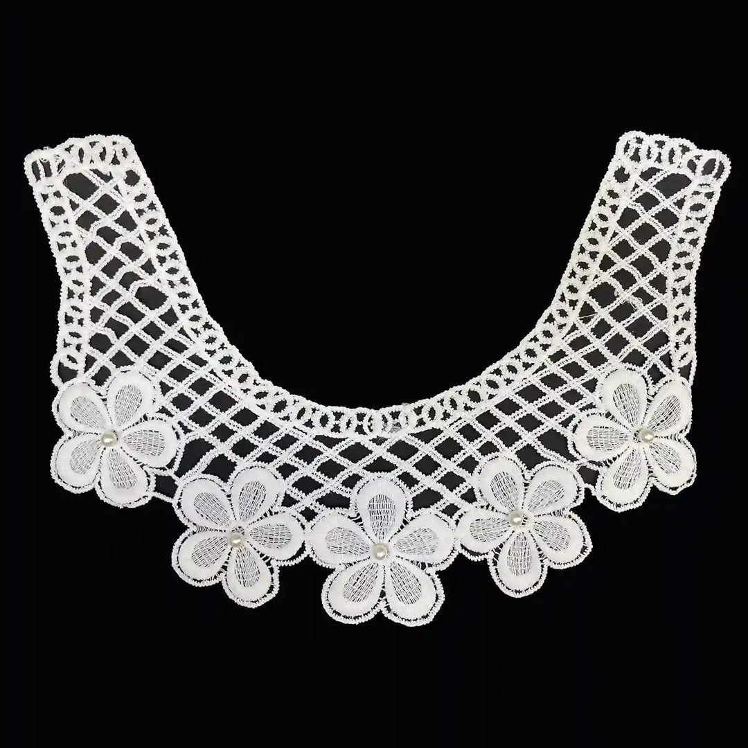 Five Flower With Each Pearl Neckline