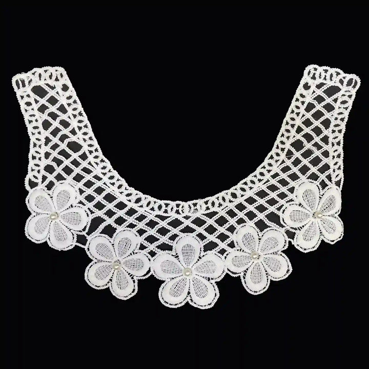 Five Flower With Each Pearl Neckline