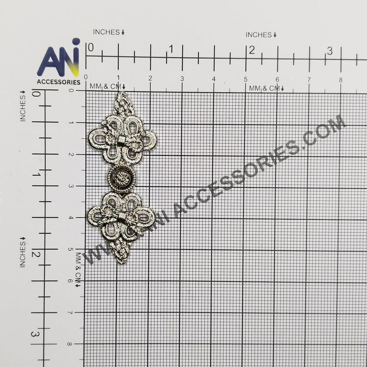 Symmetrical floral design Frog closure metal button