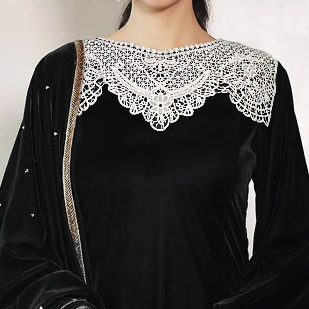 Elegant Floral End Designer Boat Neckline Patch