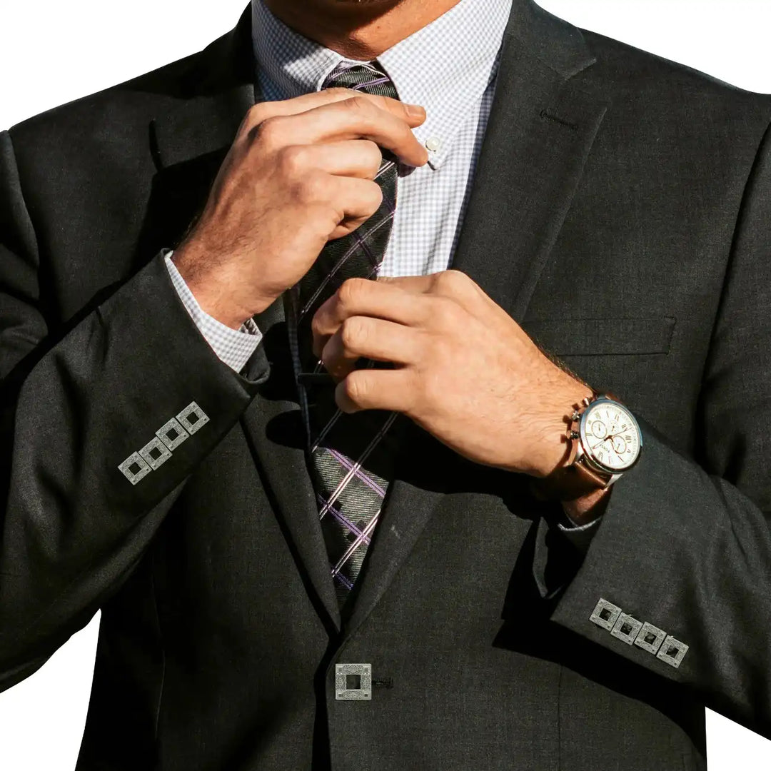 Intricate Square Metal Button for Clothing and Crafts | 18mm(28L) & 23mm(36L)