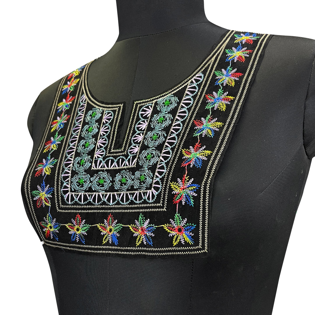 Ethnic style embroidery neckline 