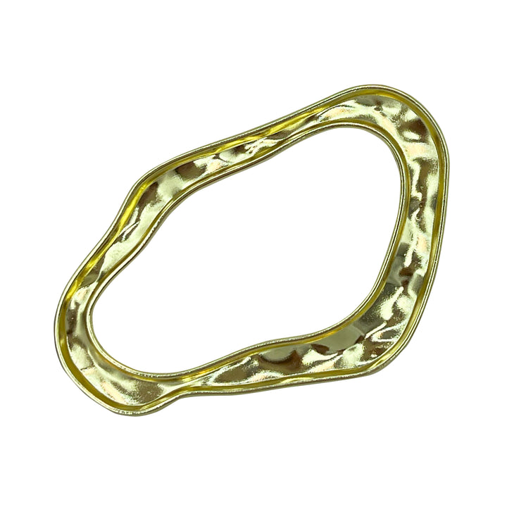 Fluid Form Design Metal Buckle