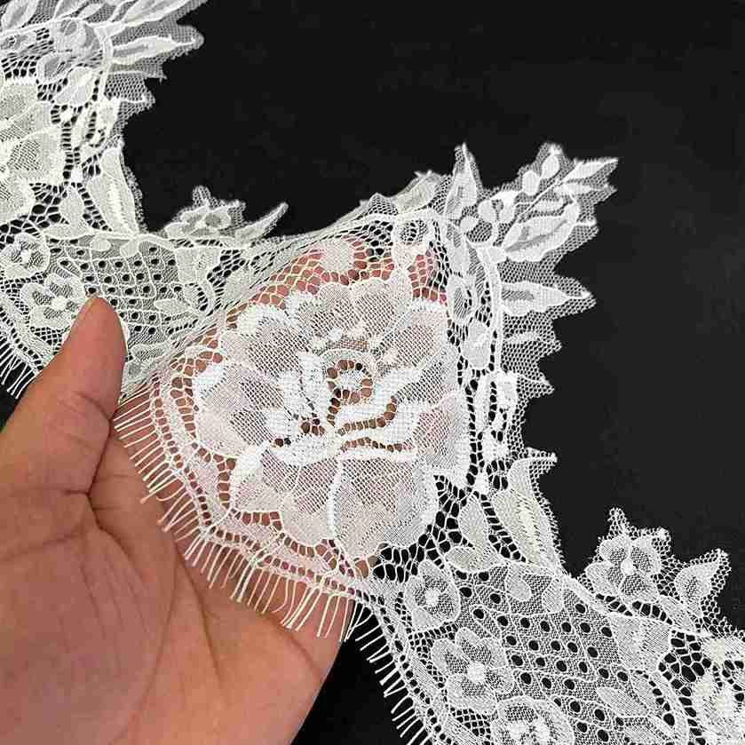 Floral Chantilly Lace Trim with Eyelash Edge | 3 Meters | FEL-5N