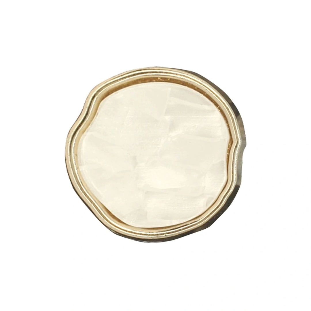 Wavy Pearl Gold Metal Button | 18mm (28L) & 23mm (36L)