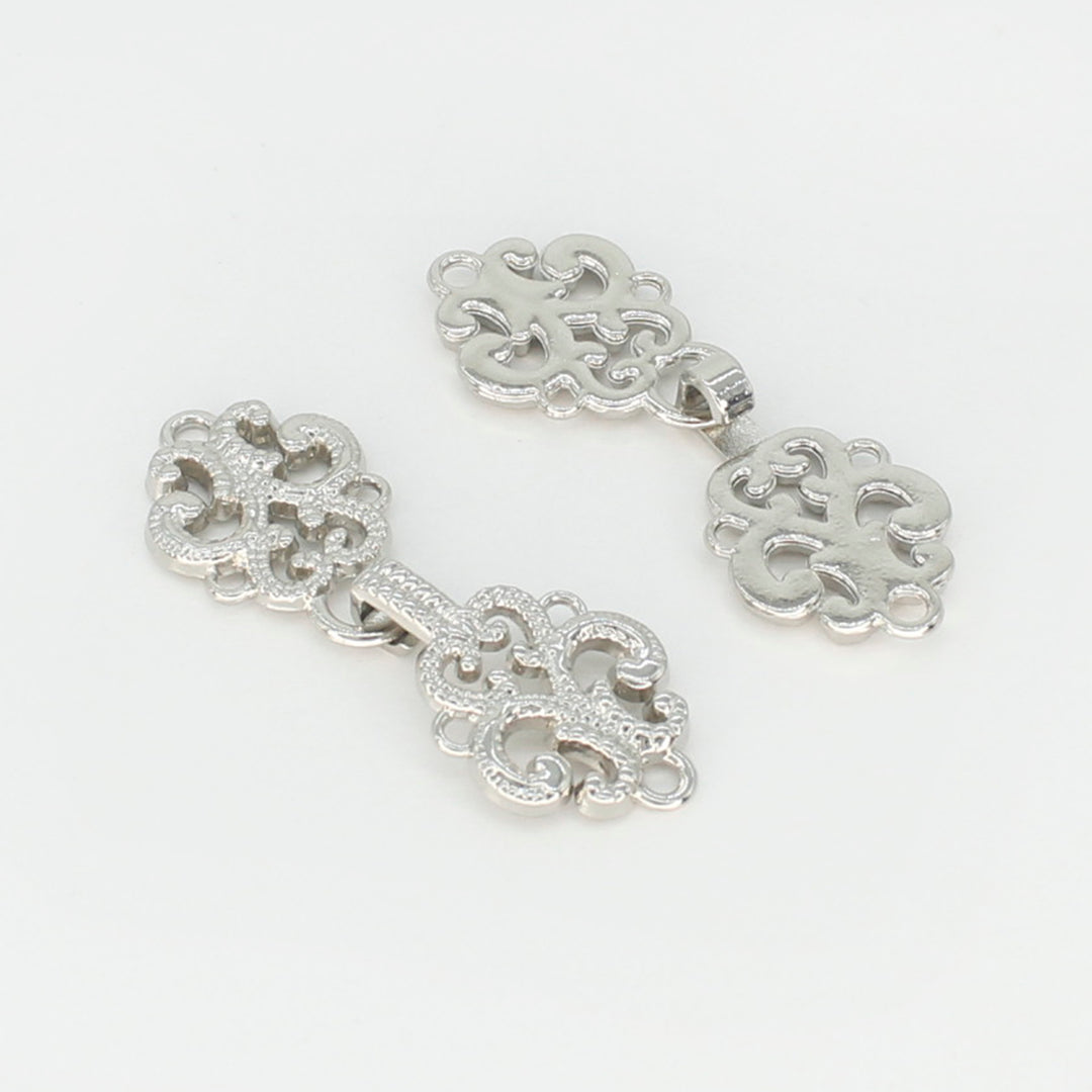 Baroque ornament design frog closure metal button