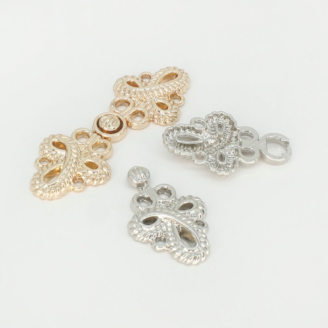 Baroque loop design Frog closure metal button