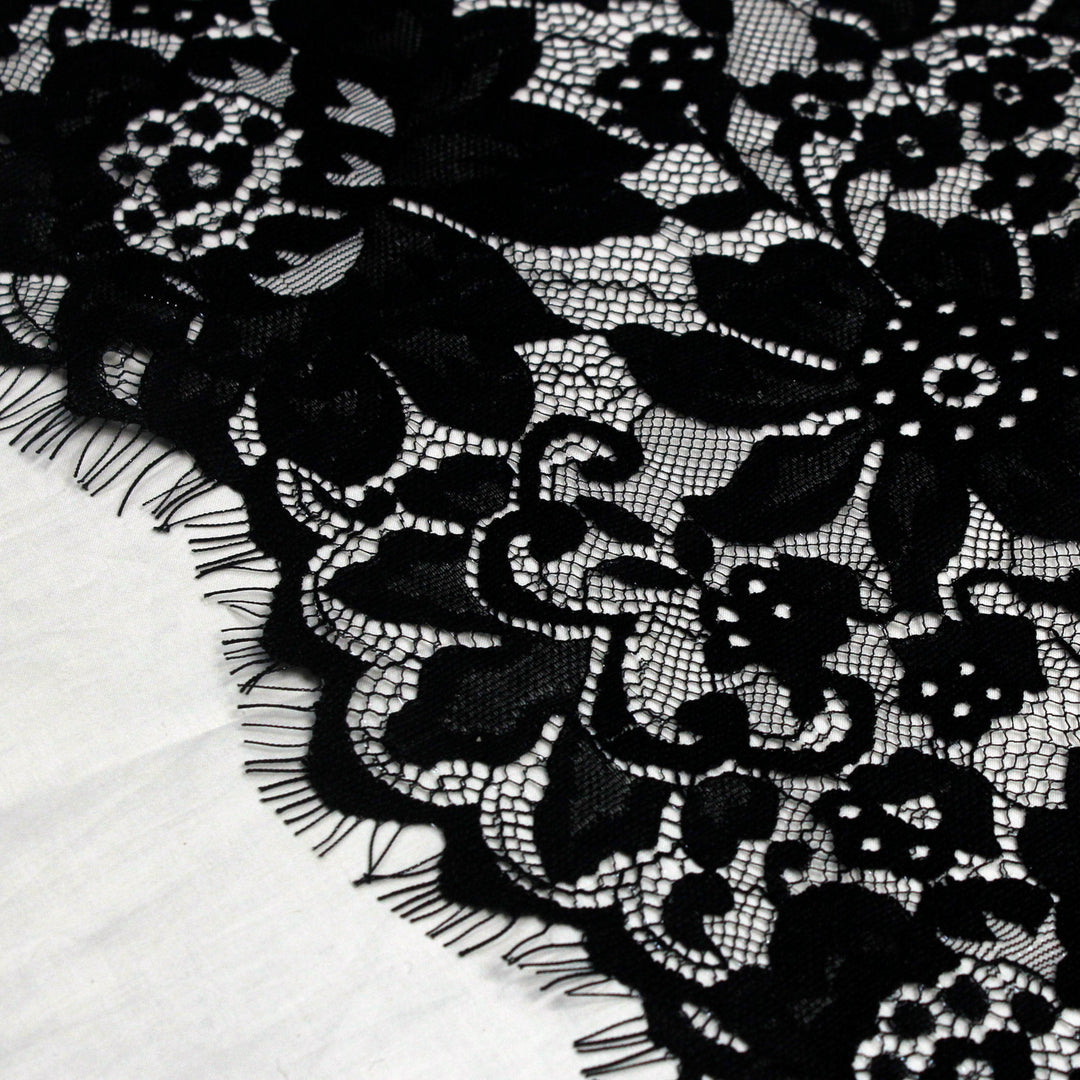 3 Meters Length & 60 Inches Width | Floral Scalloped Eye Lash Lace Fabric
