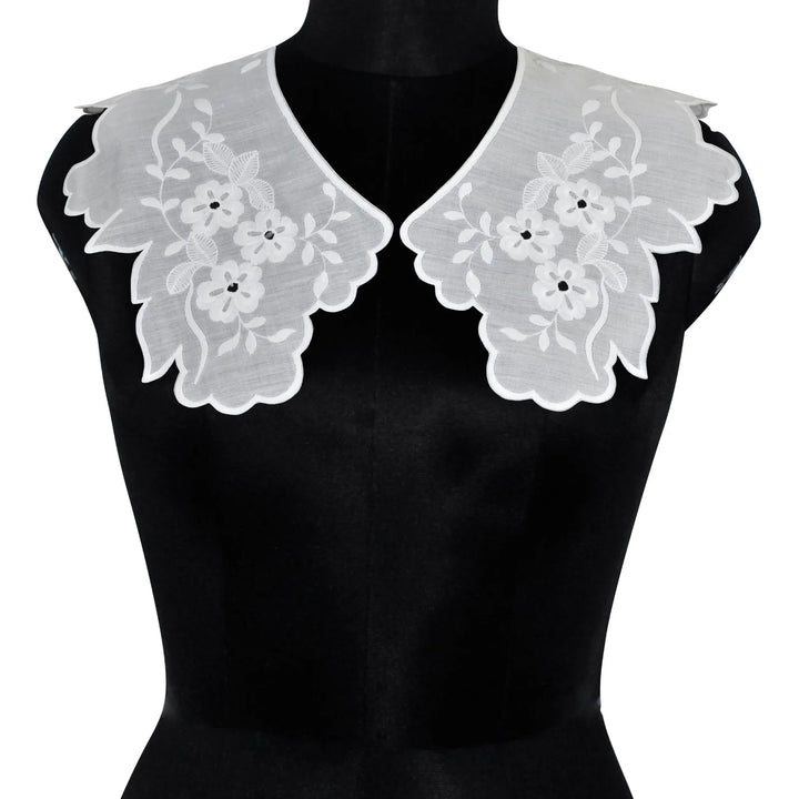 Detachable Embroidered Lace Collar