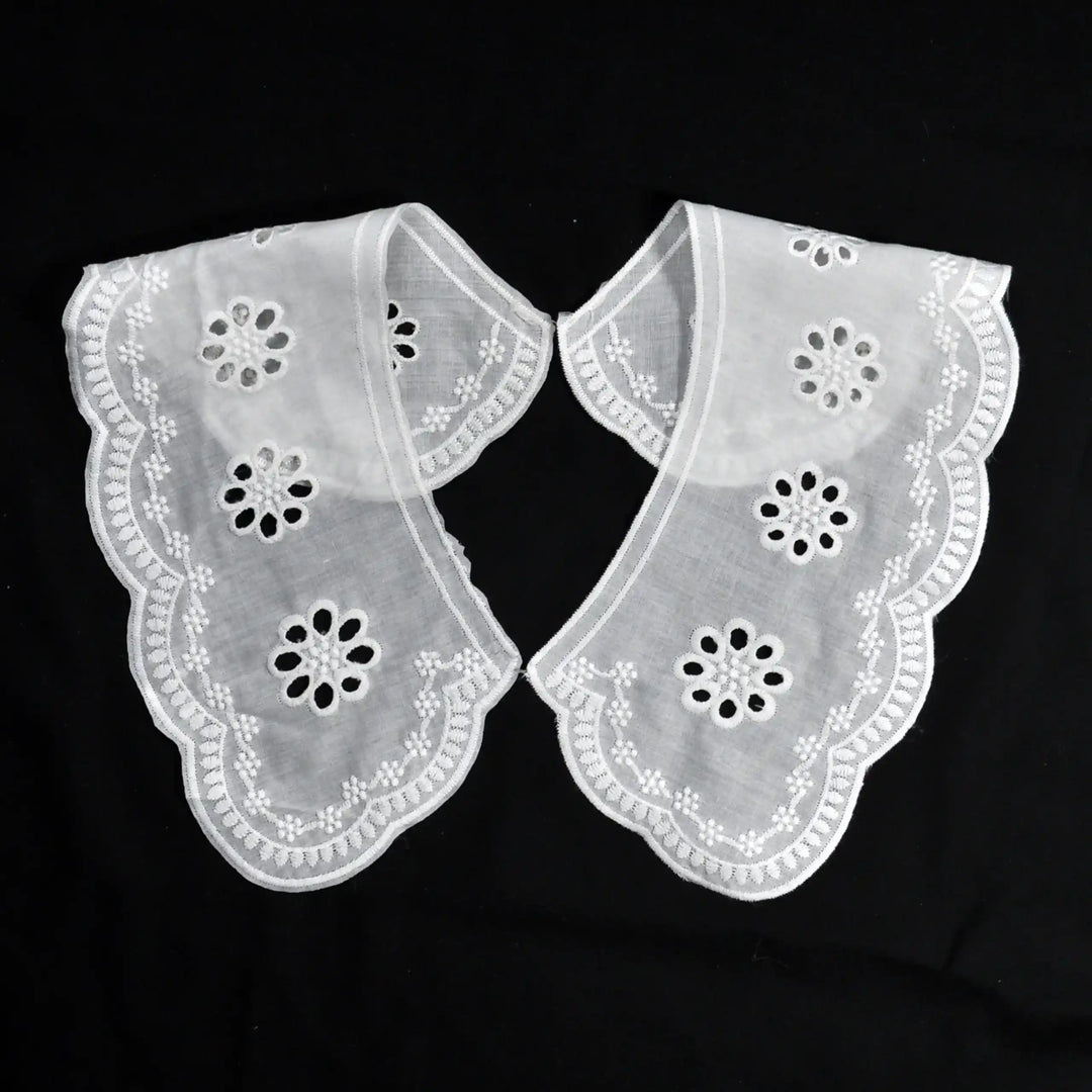 Point de Gaze Peterpan Collar
