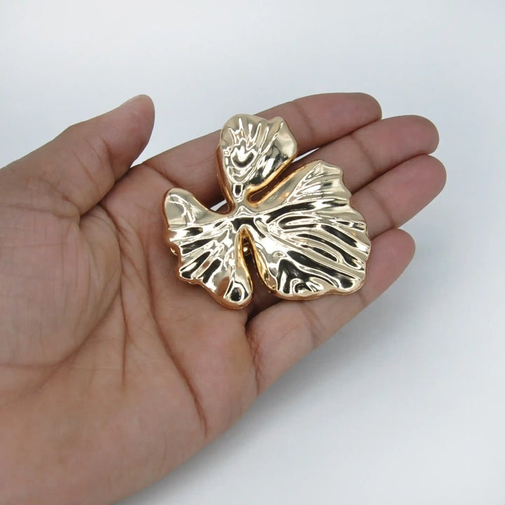 Golden Flower Petal Buckle