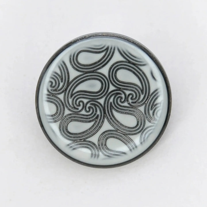 Golden Paisley Design with Shank Metal Button | 18mm(28L) & 20mm(32L)