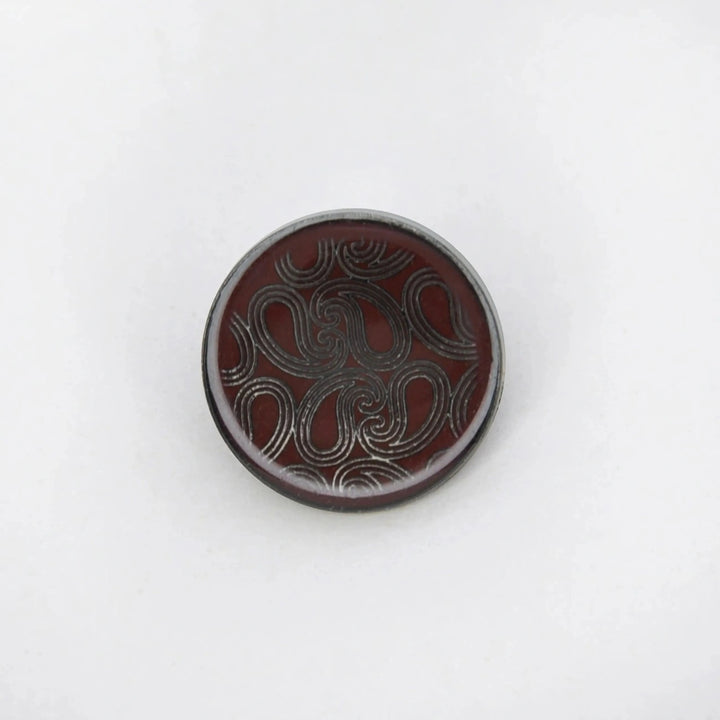 Golden Paisley Design with Shank Metal Button | 18mm(28L) & 20mm(32L)