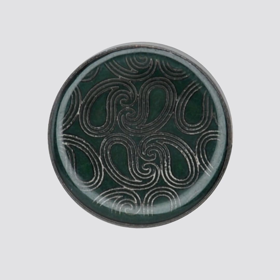 Golden Paisley Design with Shank Metal Button | 18mm(28L) & 20mm(32L)