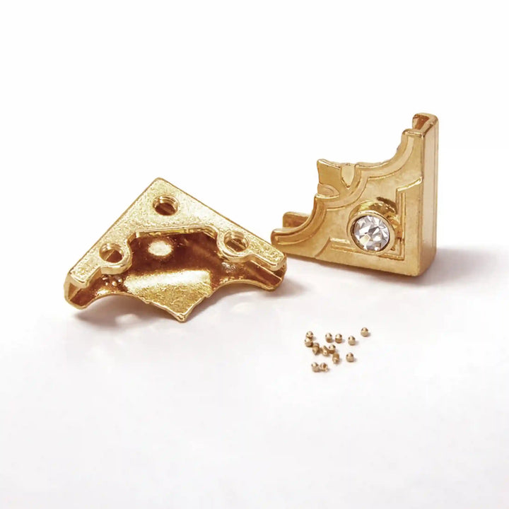 Rhinestone V Style Collar Tips