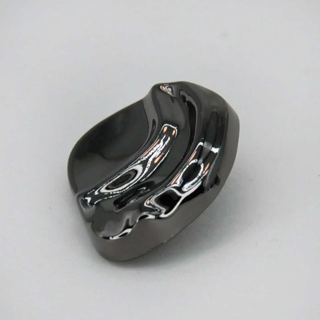 Organic Shape Hammered Button | 15mm(24L), 18mm(28L) & 23mm(36L)