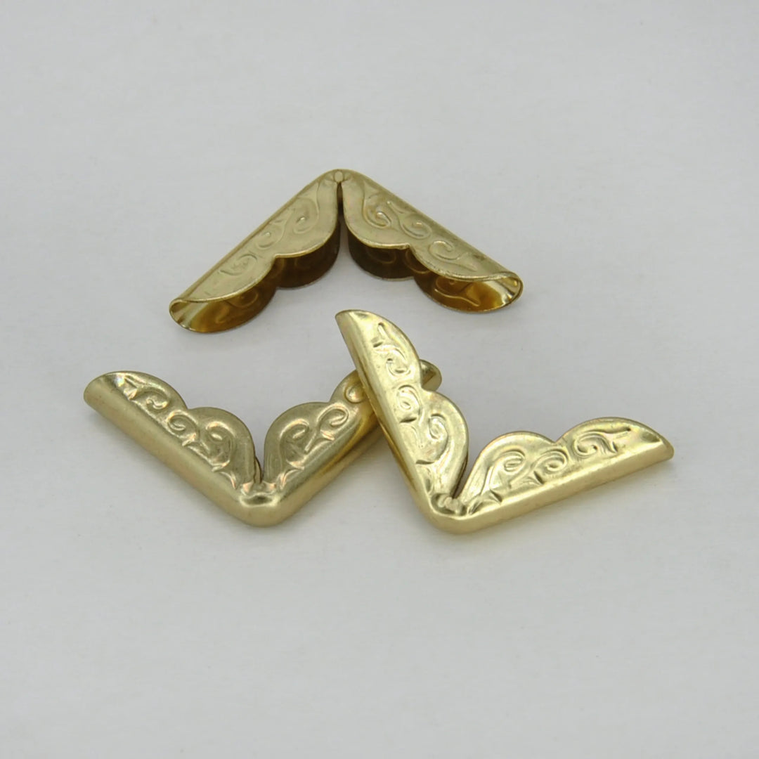 Set of 4 Vintage  Gold Collar Tips