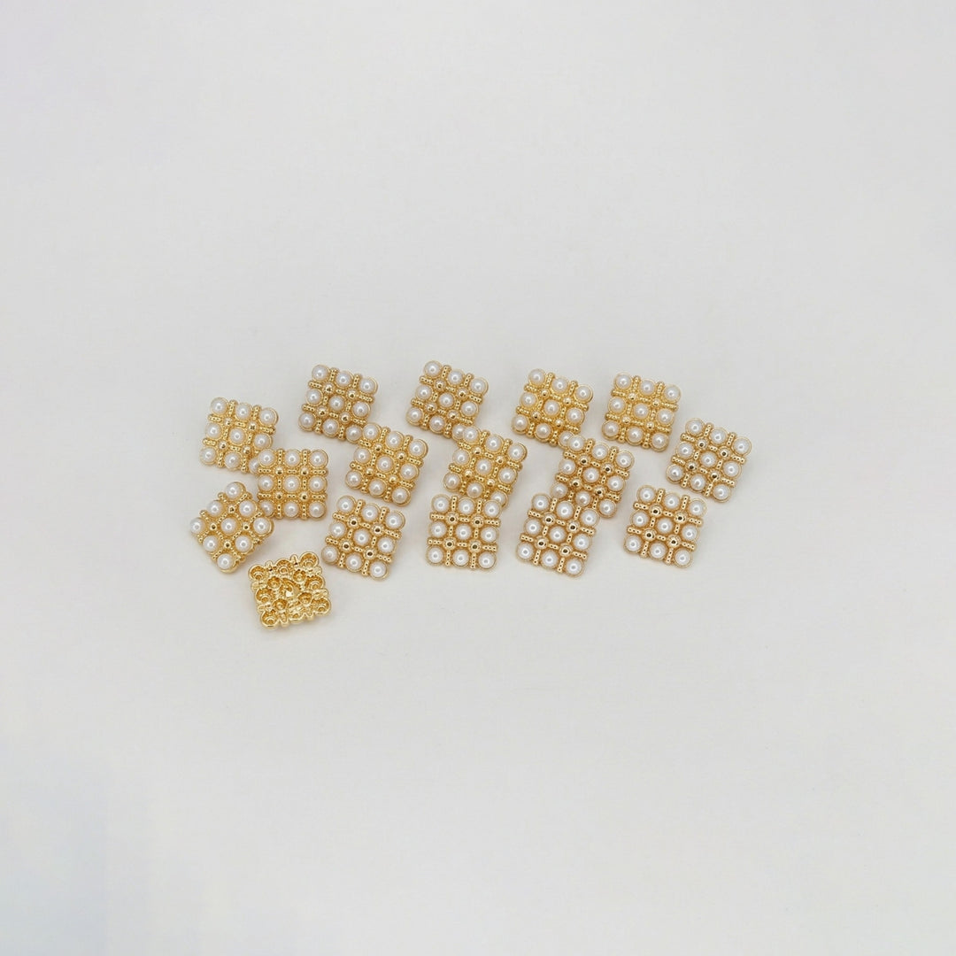 Pearl Square Medallion Button | 15mm(24L), 18mm(28L) & 20mm(32L)