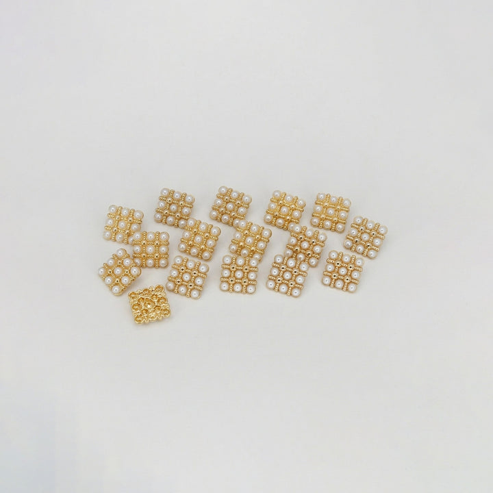 Pearl Square Medallion Button | 15mm(24L), 18mm(28L) & 20mm(32L)