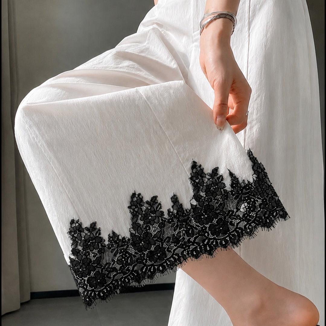 Floral & Leafy Chantilly Lace | 3 Meters | FEL-1 N