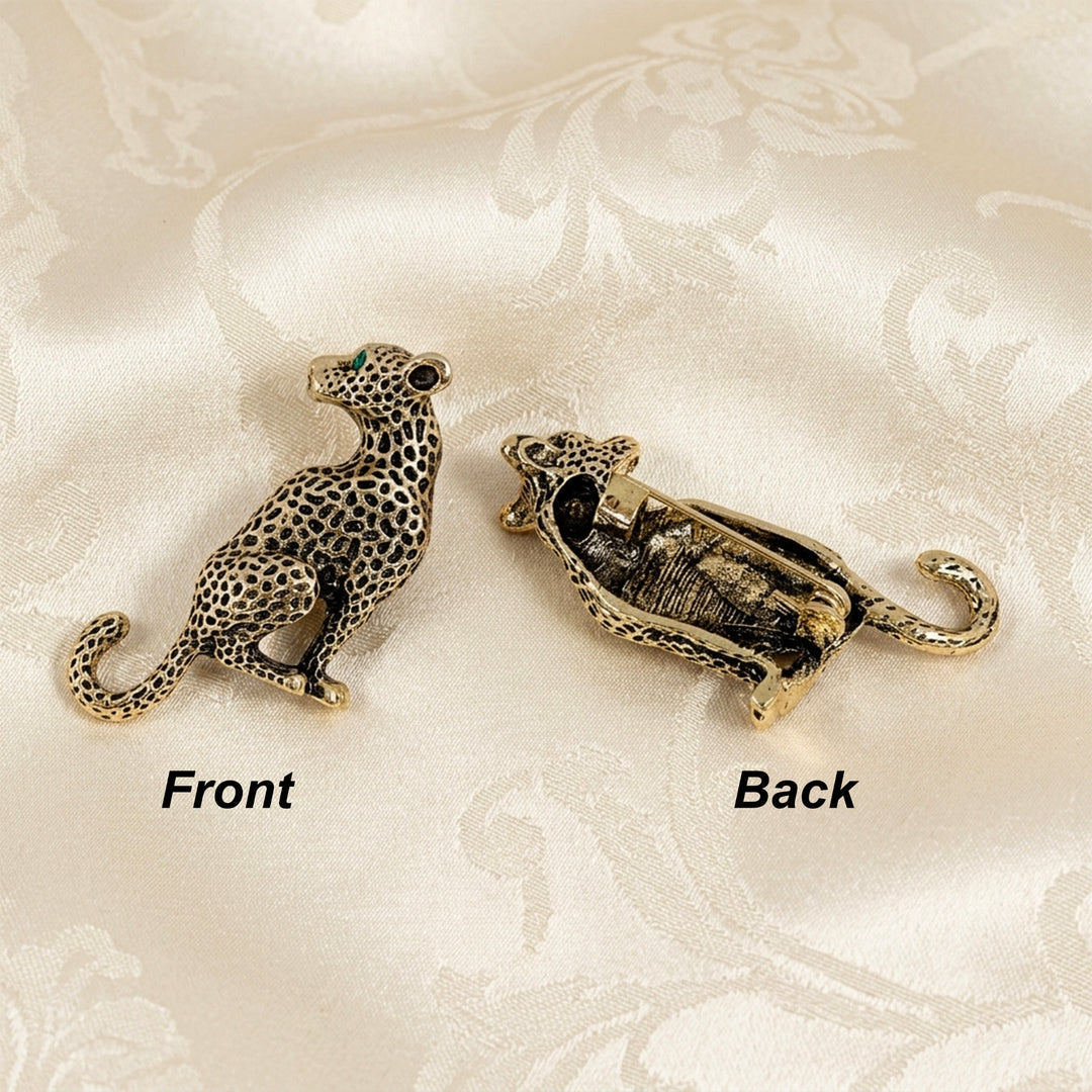 Combo Pack: Emerald-Eyed Leopard Brooch & Celtic Pattern Buttons