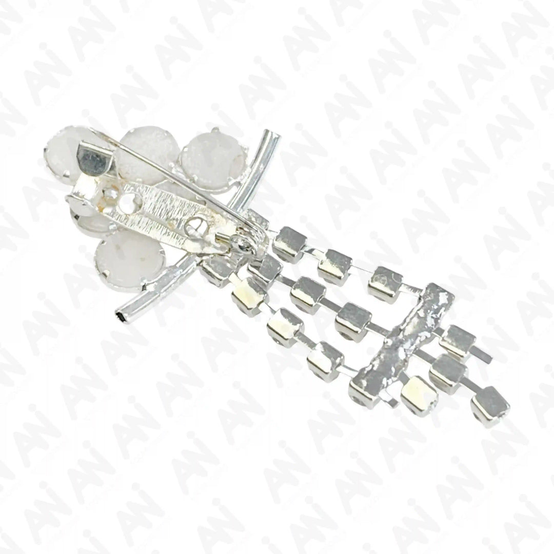 Elegant Pearl & Rhinestone Brooch for Saree, Blazer, Kurti, Dress, Hijab & More with intricate detailing