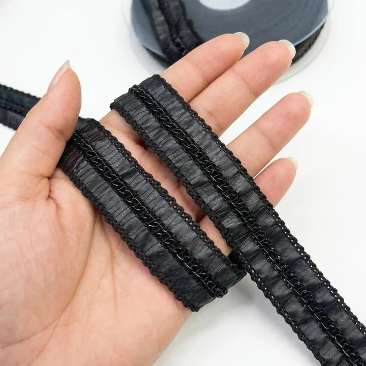ANI Accessories black chain lace size chart showing 2 cm width with white color Background 