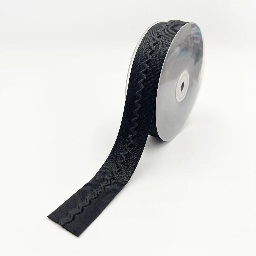 ANI Accessories black zig zag lace border, 3 cm, on a roll with white color background 