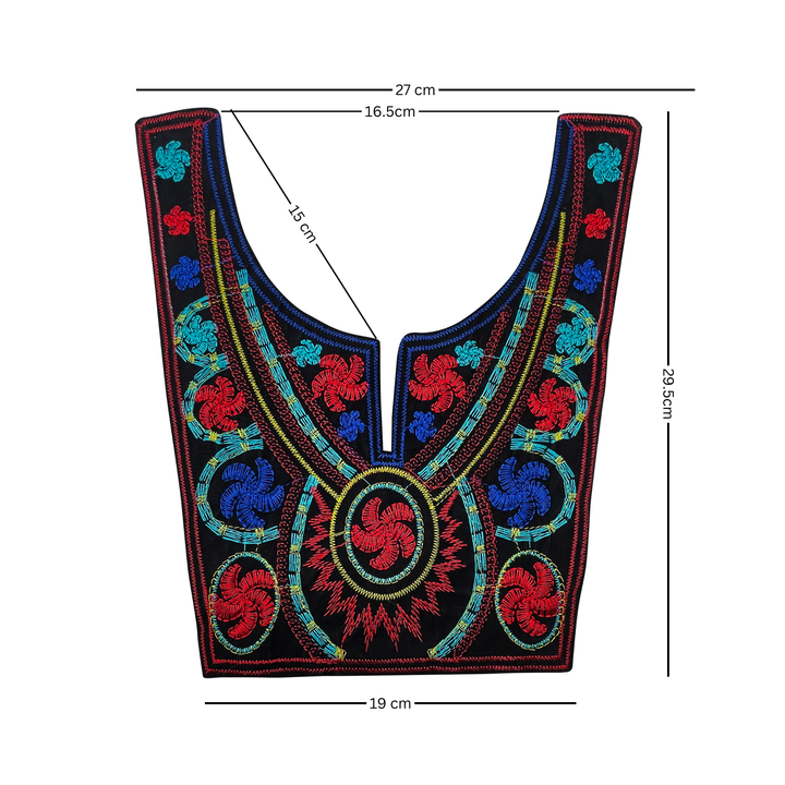 Rounded Design With Dense Floral Pattern Neckline